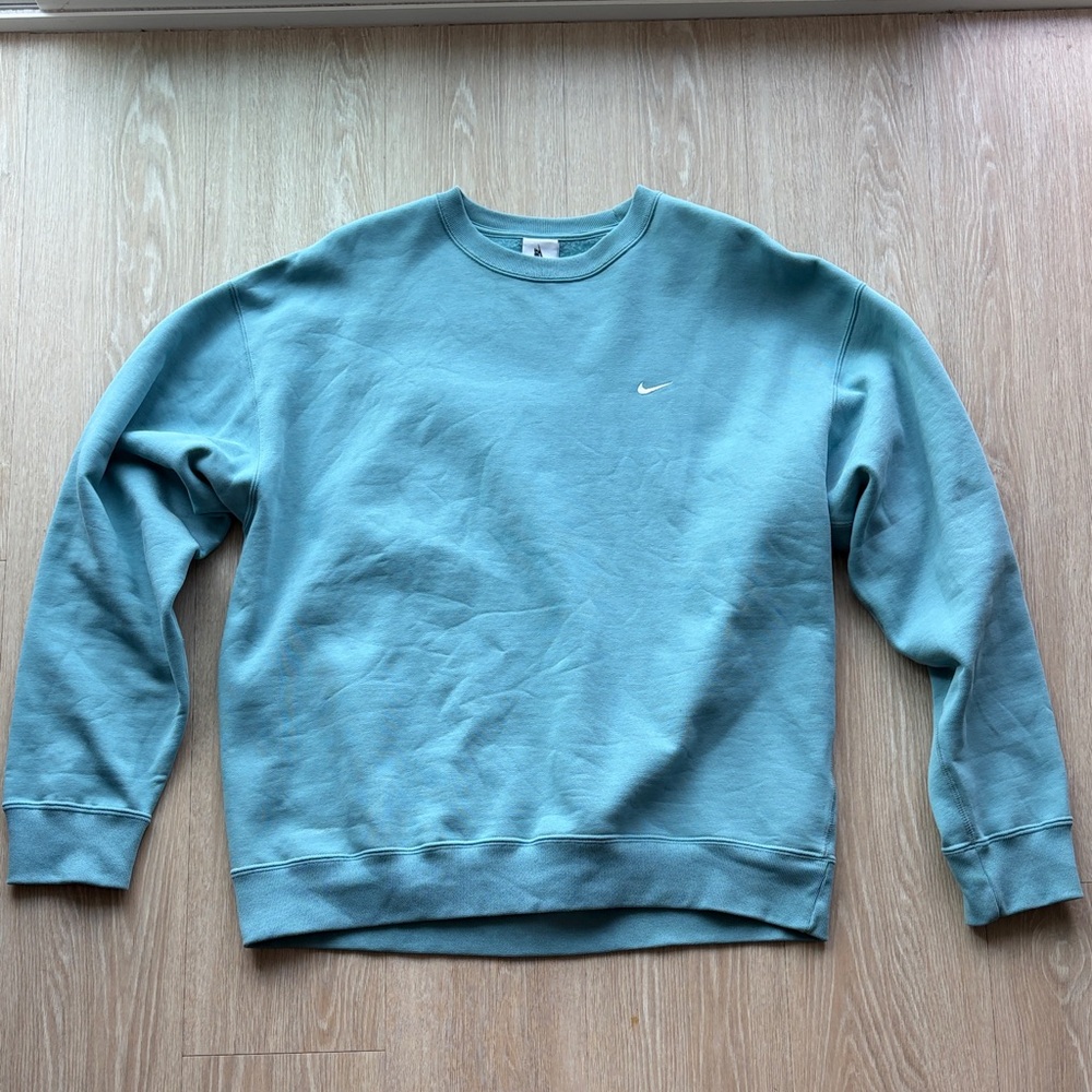 Nike Solo Swoosh Light Turquoise Crewneck